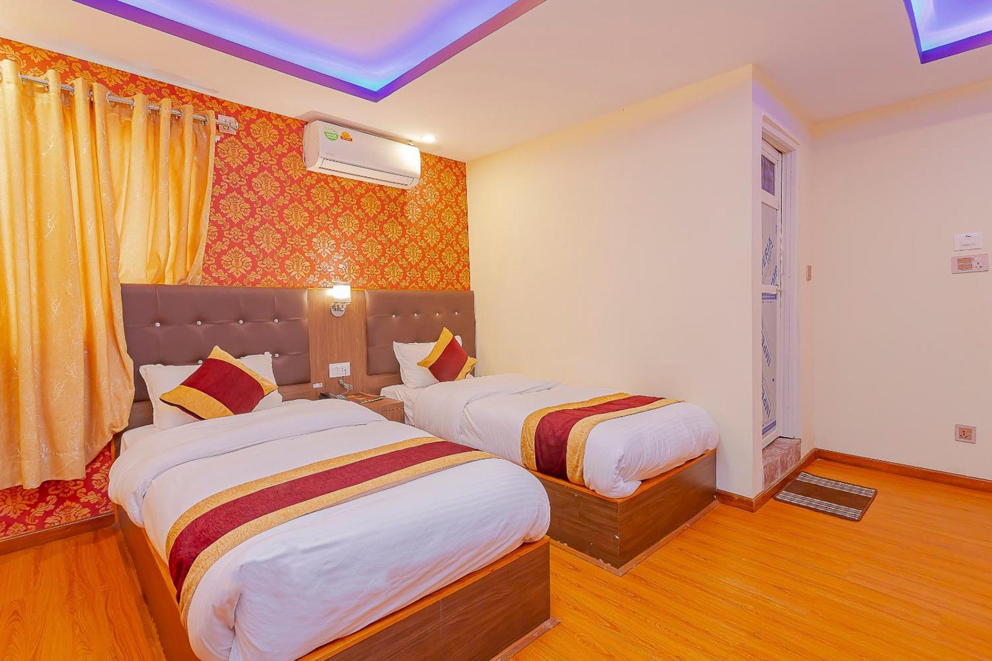 Oyo 798 Euphoria Inn Катманду Экстерьер фото