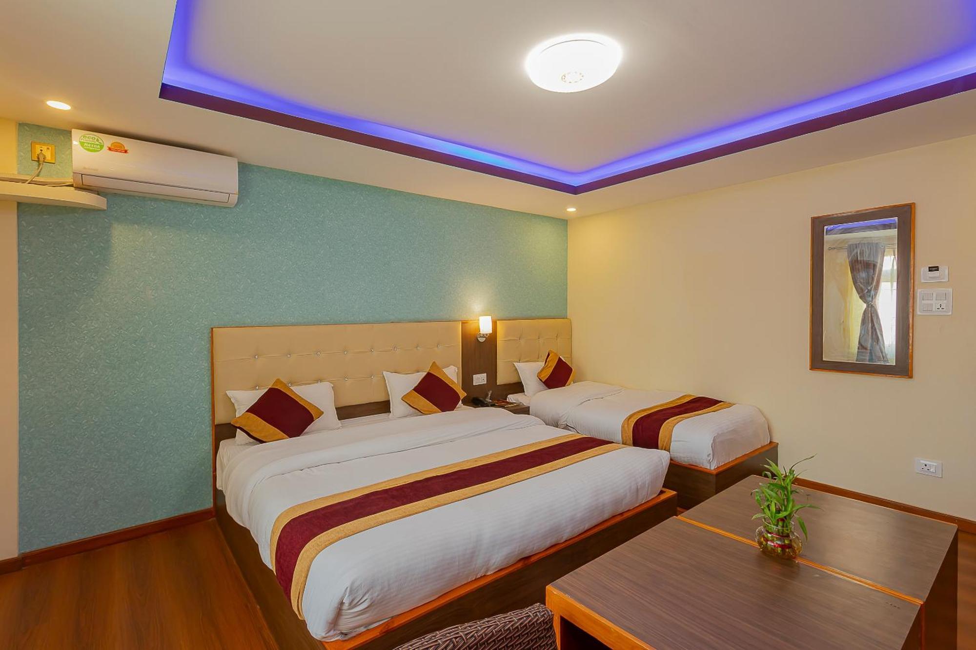 Oyo 798 Euphoria Inn Катманду Экстерьер фото