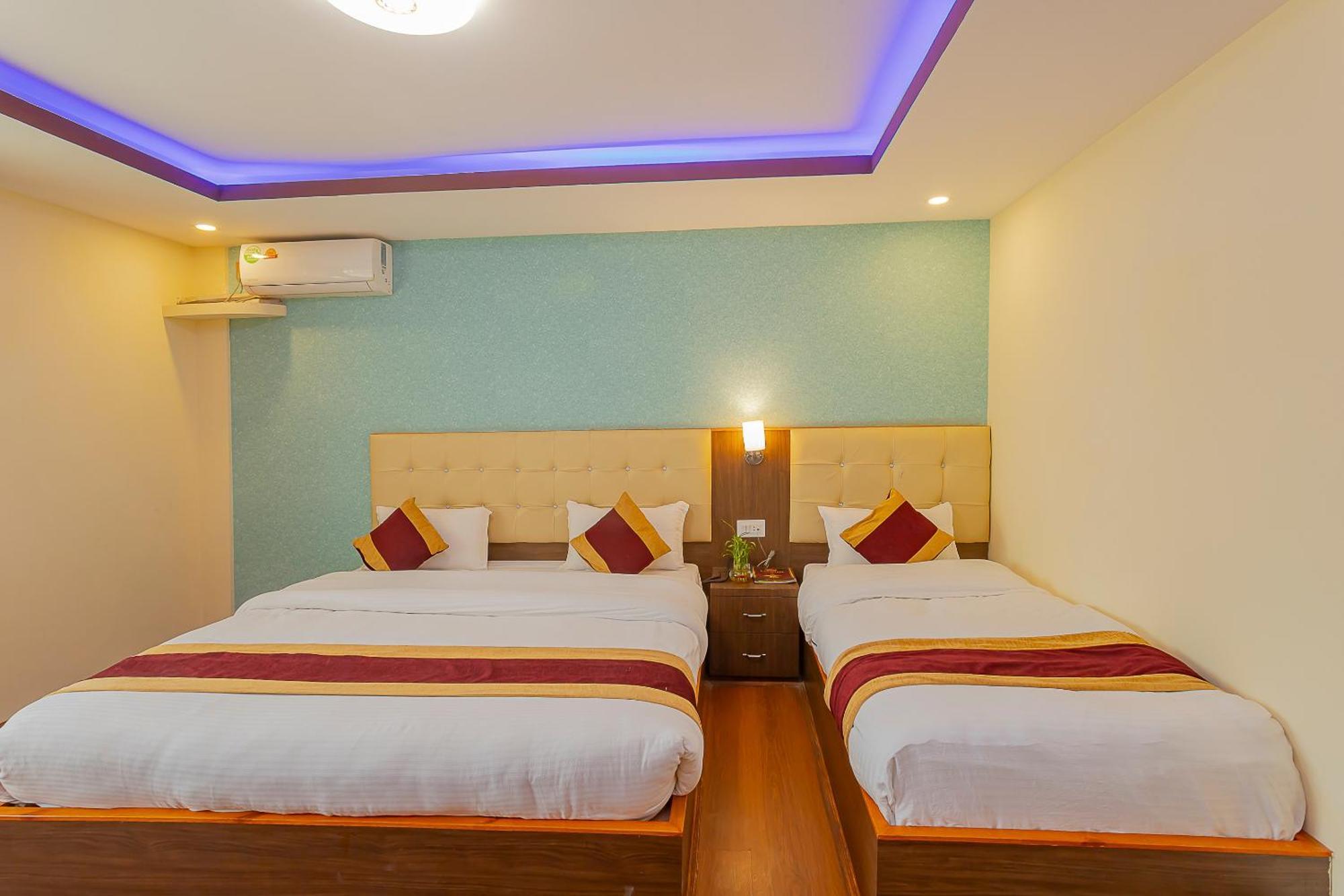 Oyo 798 Euphoria Inn Катманду Экстерьер фото