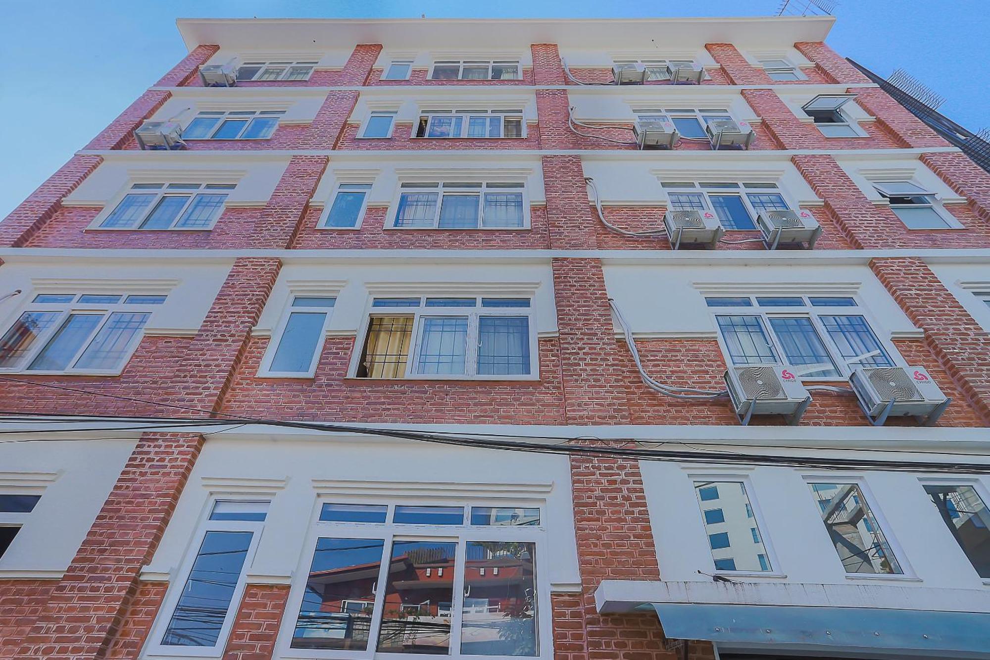 Oyo 798 Euphoria Inn Катманду Экстерьер фото